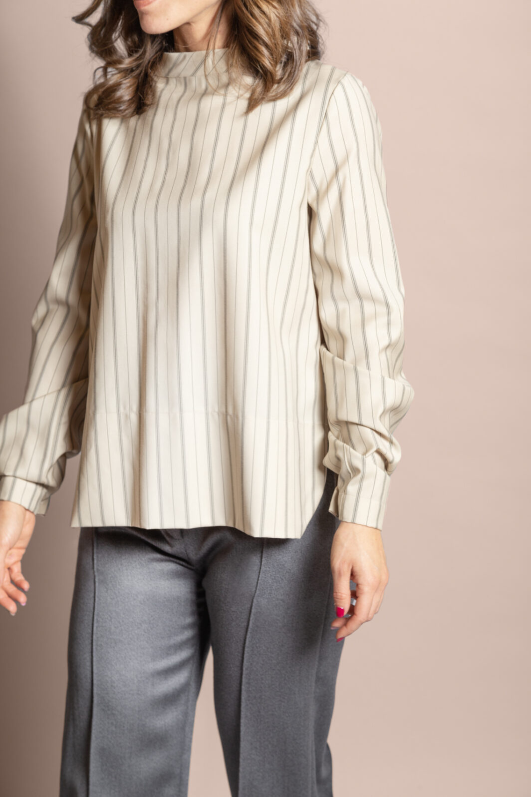beclò atelier made in italy blusa camicia collo cratere lana bianco Pam