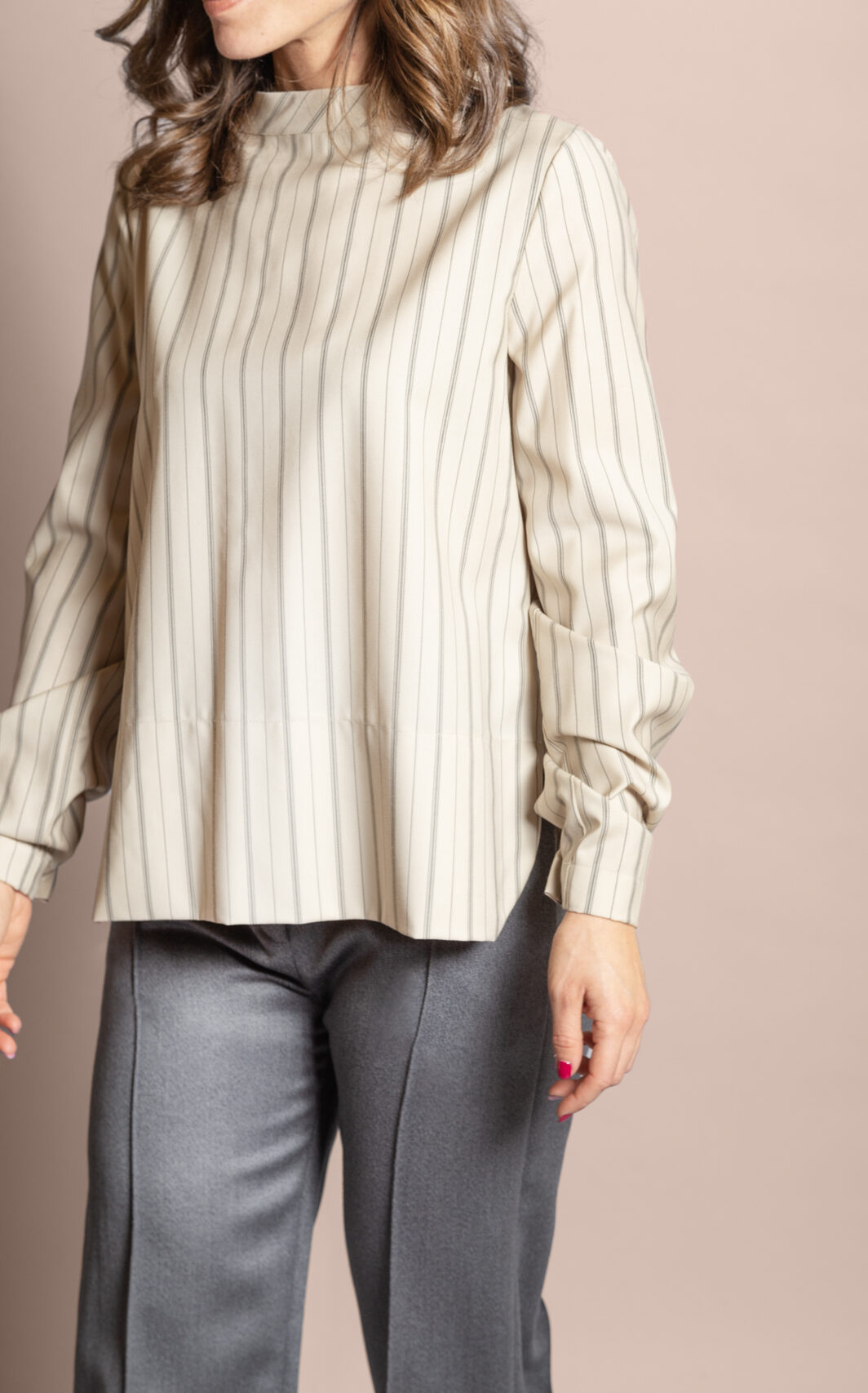 beclò atelier made in italy blusa camicia collo cratere lana bianco Pam
